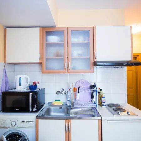 Aleks Center בורגאס